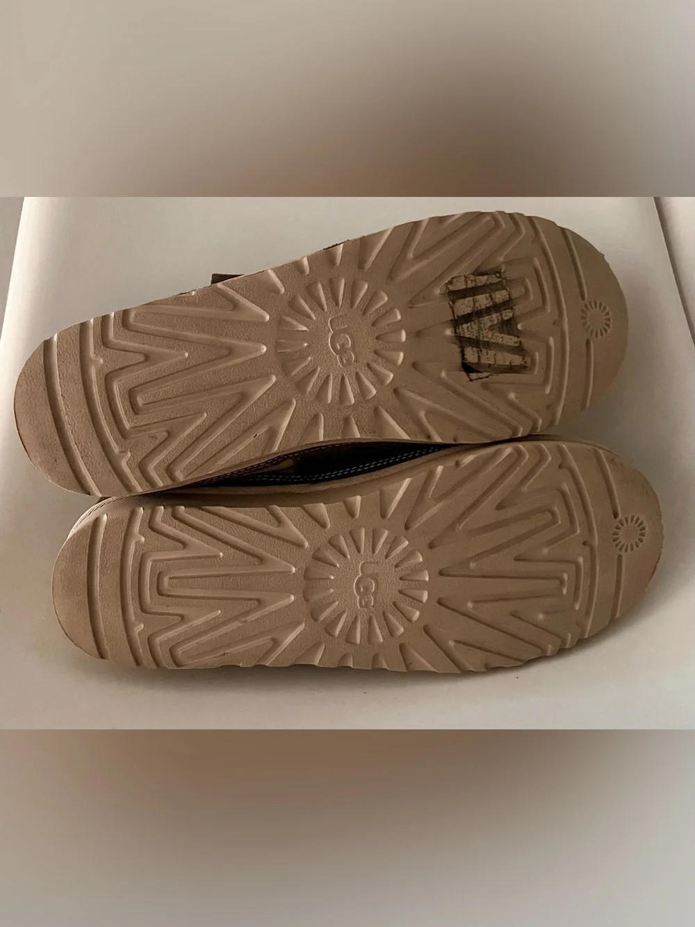 UGG Tasman ReImagined Patchwork Slippers Men's US 11 Olive Green Sheepskin